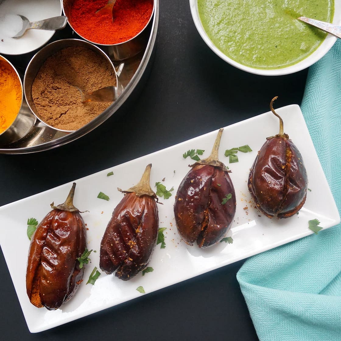 Air Fryer Stuffed Eggplant / Bharwan Baingan