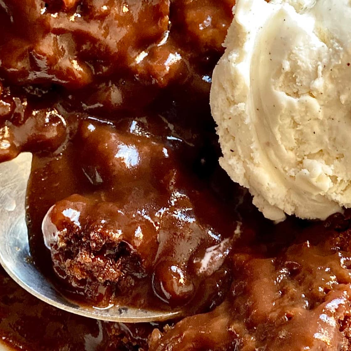 Extra-Fudgy Chocolate Cobbler