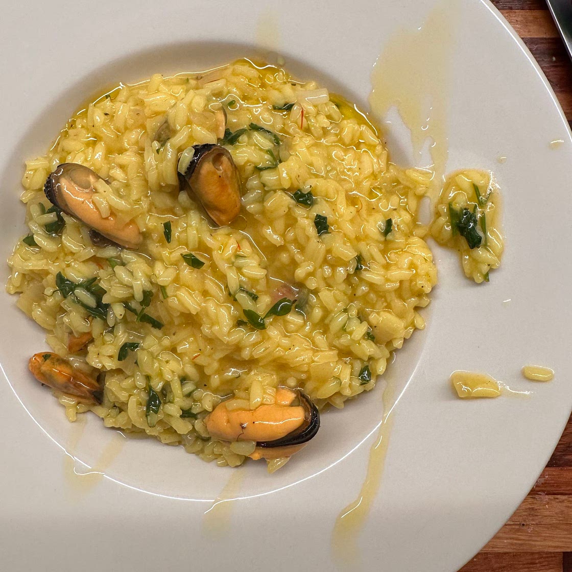 Risotto con Cozze e Zafferano