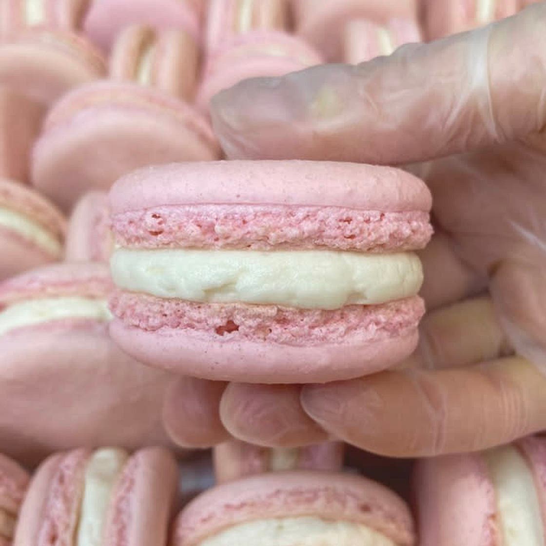 Vanilla macarons