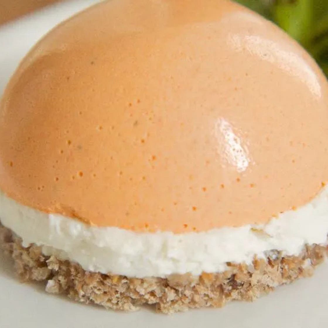 Dômes à la mousse de poivrons et chèvre frais
