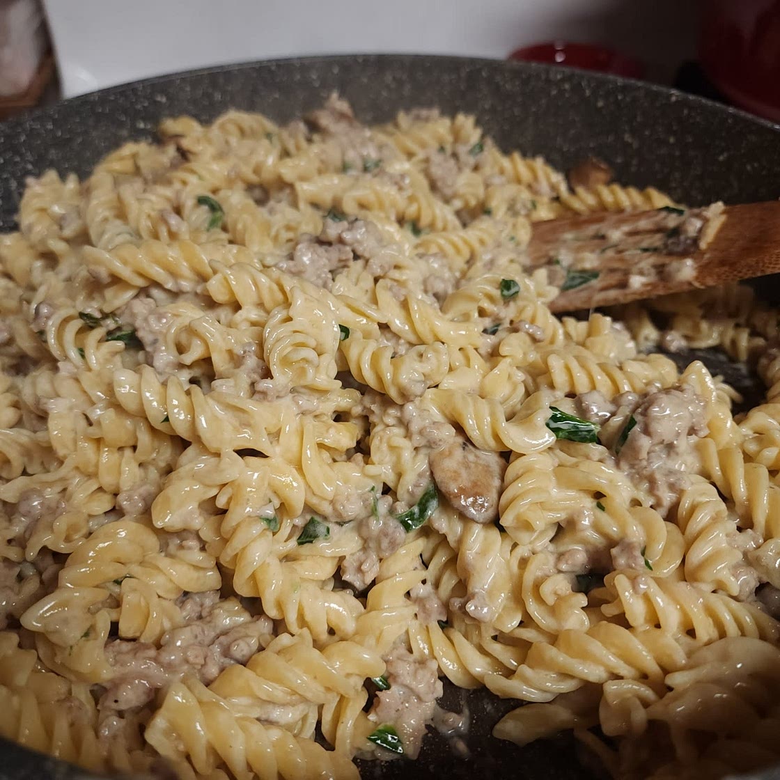Creamy Garlic Sausage Pasta