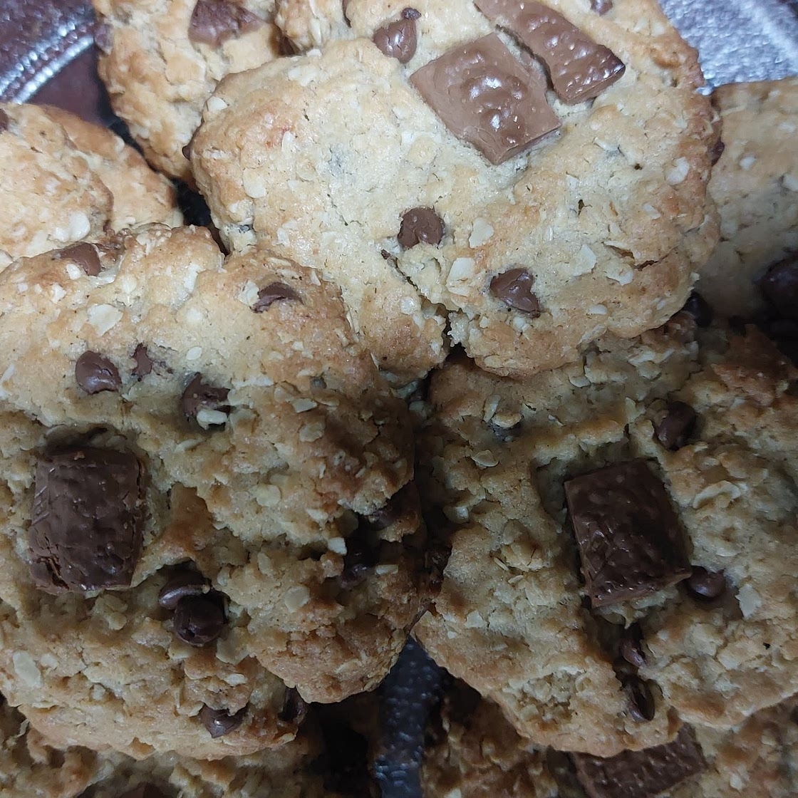 Oatmeal chocolate chip cookies
