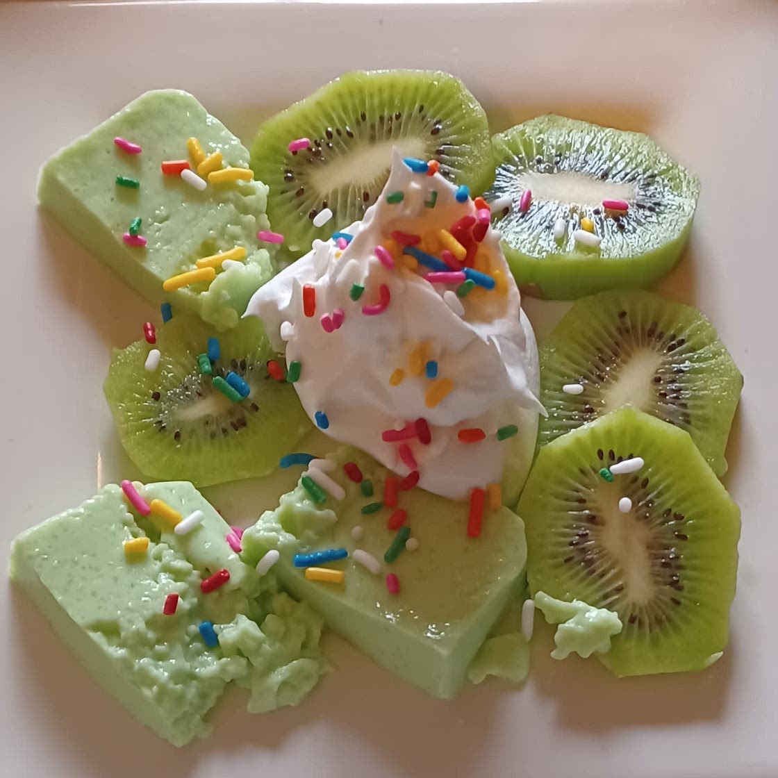 CREAMY JELLO