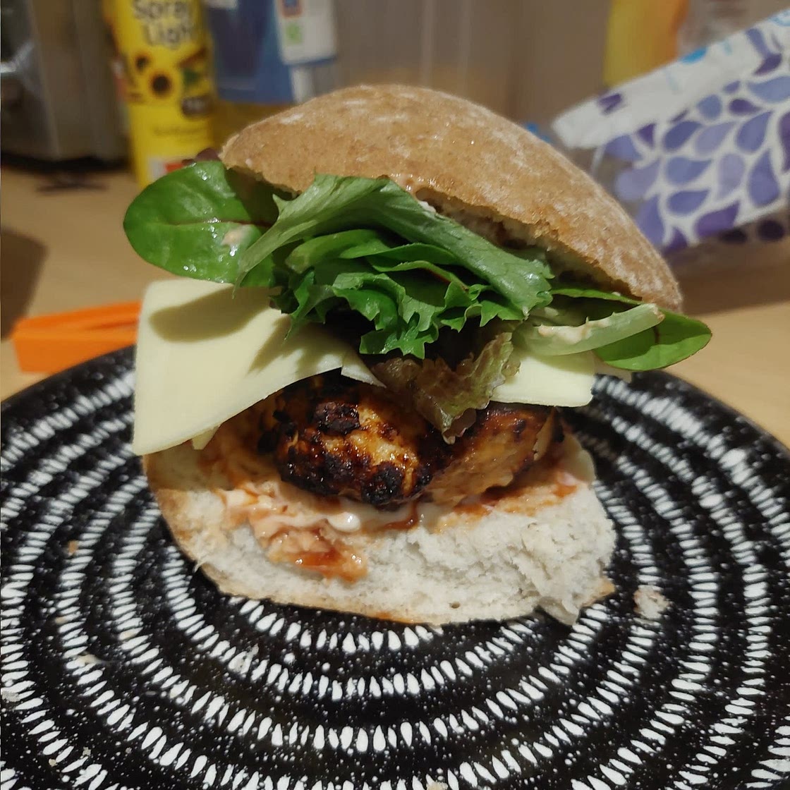 moist and juicy turkey burgers