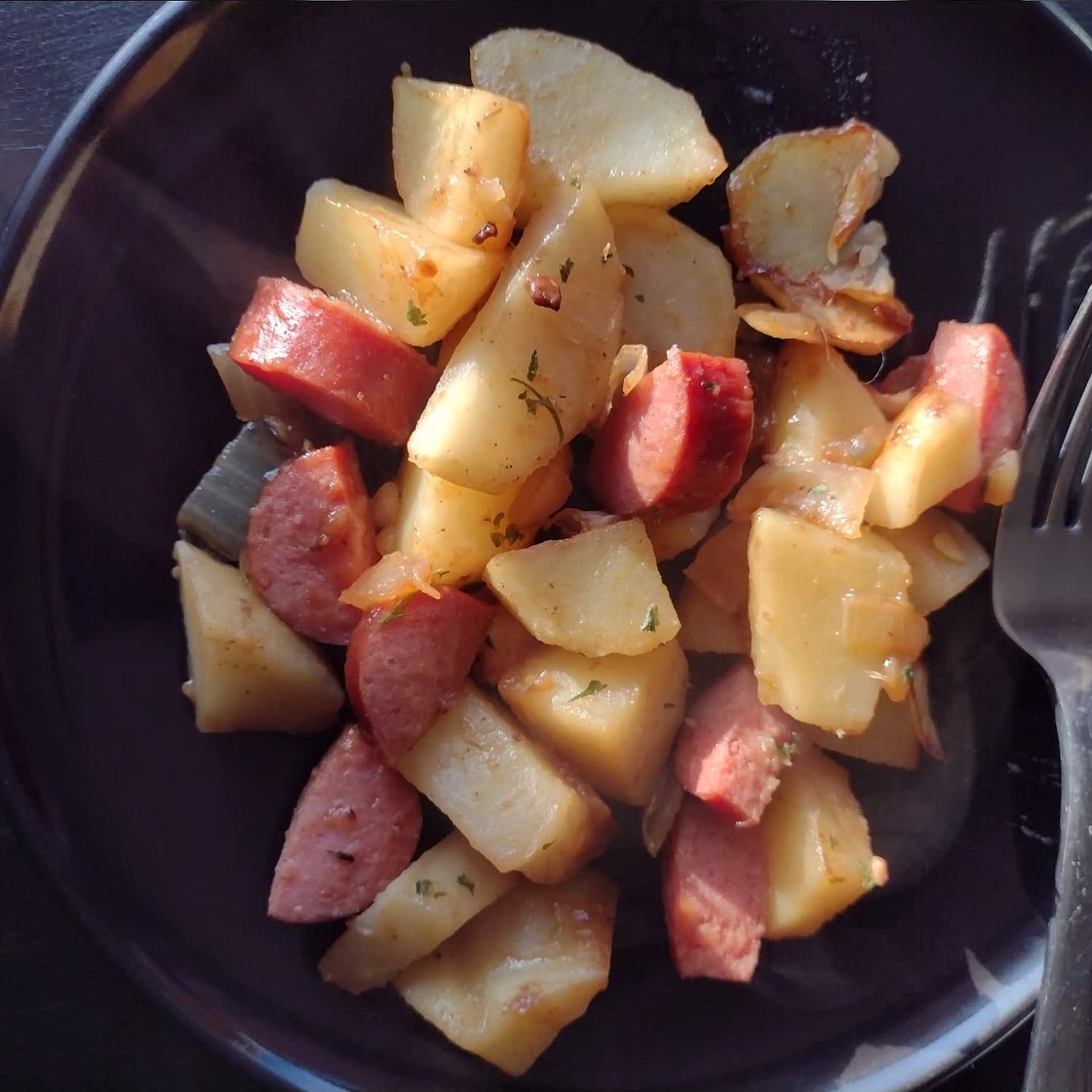 20-Minute Smoked Sausage and Potato Skillet