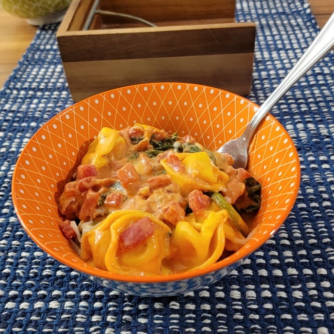 Spinach Tortellini Skillet