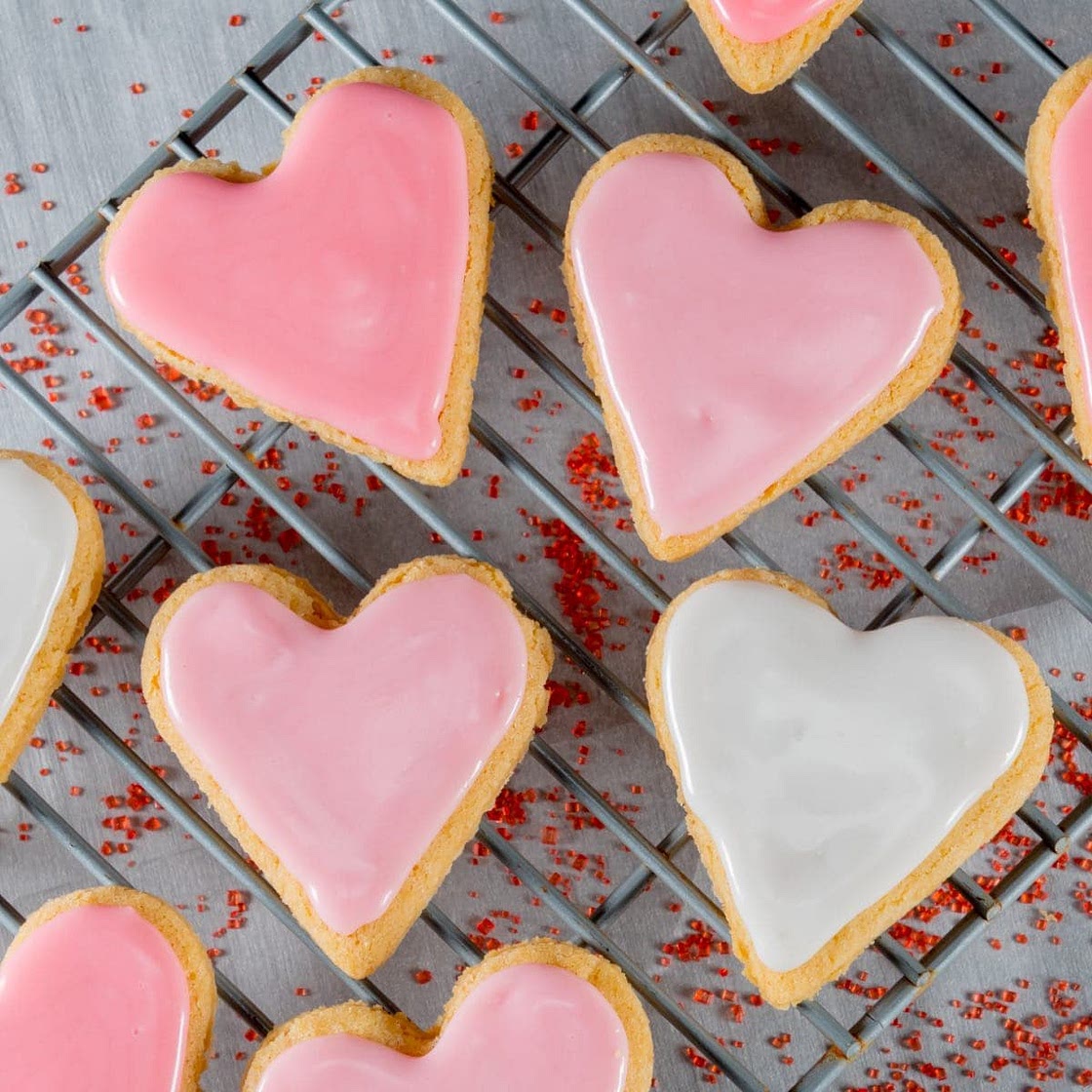 25+ Valentine's Day Desserts