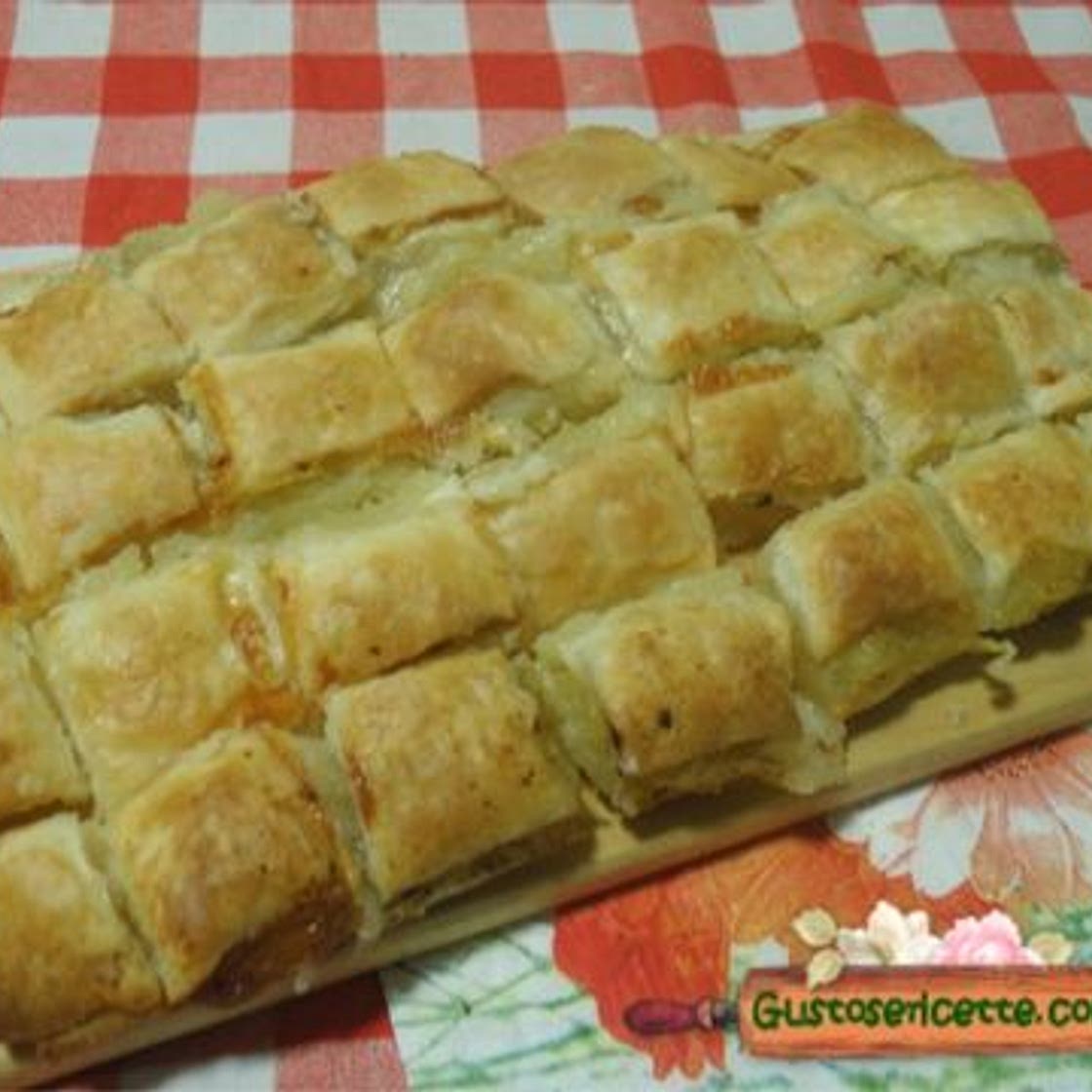 Rustici pasta sfoglia patate e pecorino - Gustose ricette di cucina