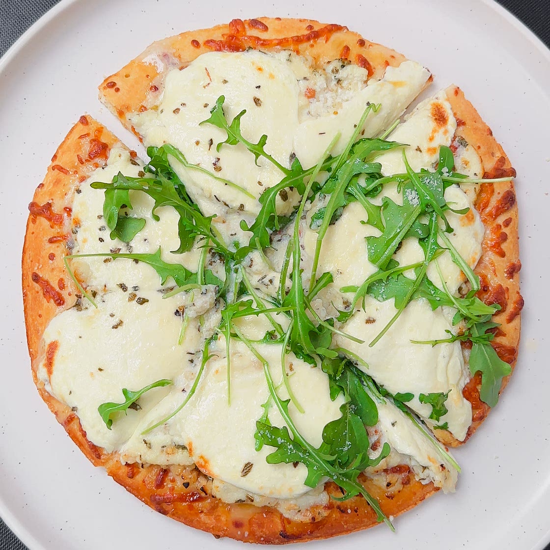 Air Fryer White Pizza