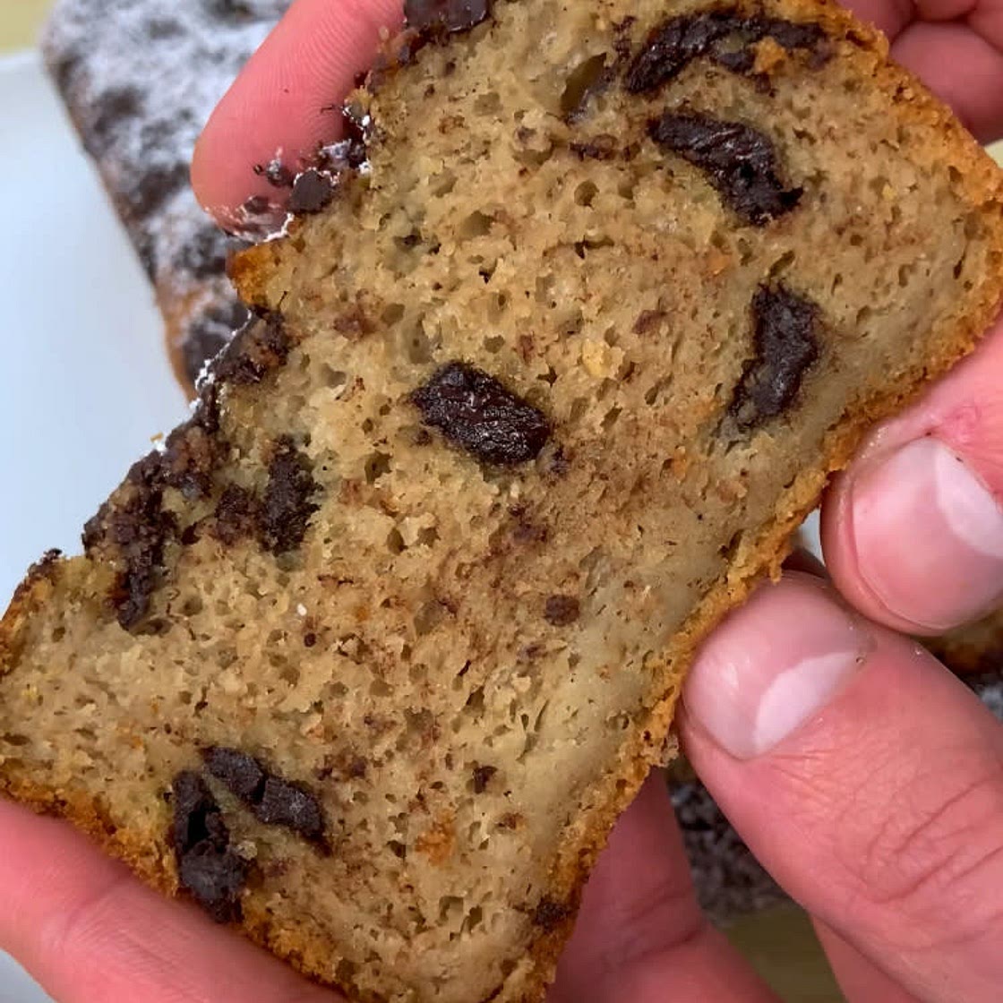 EASY BANANA BREAD