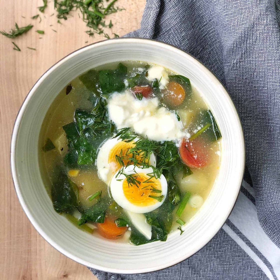 Vegetarian Green Borscht (Spinach Soup)