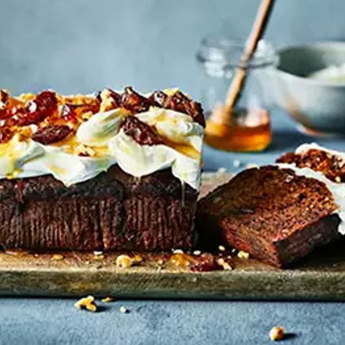 Date & carrot cake