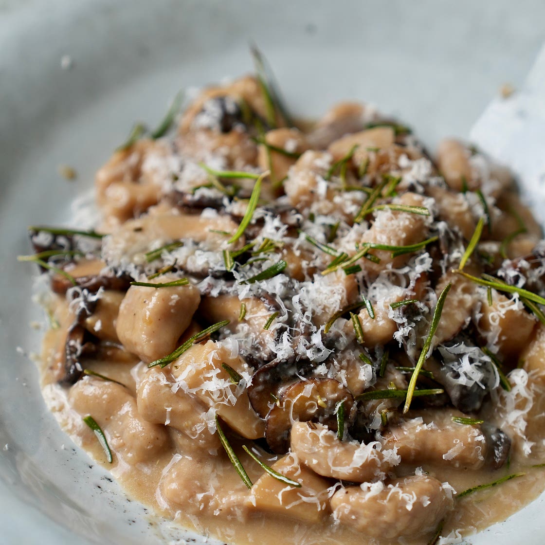 Chestnuts gnocchi with mushrooms