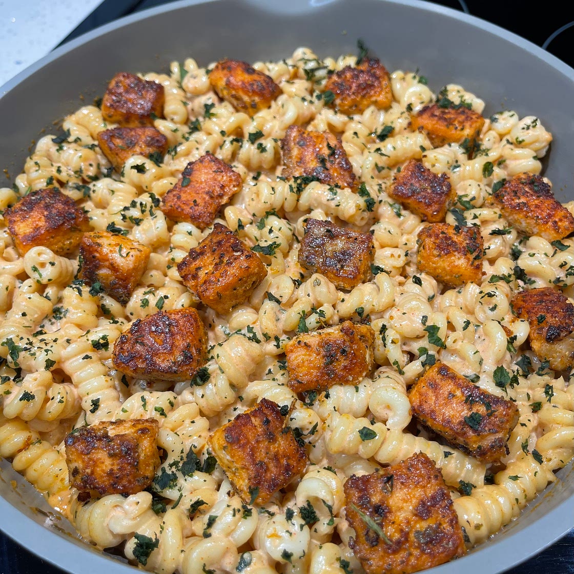 Tomato Basil Salmon Pasta