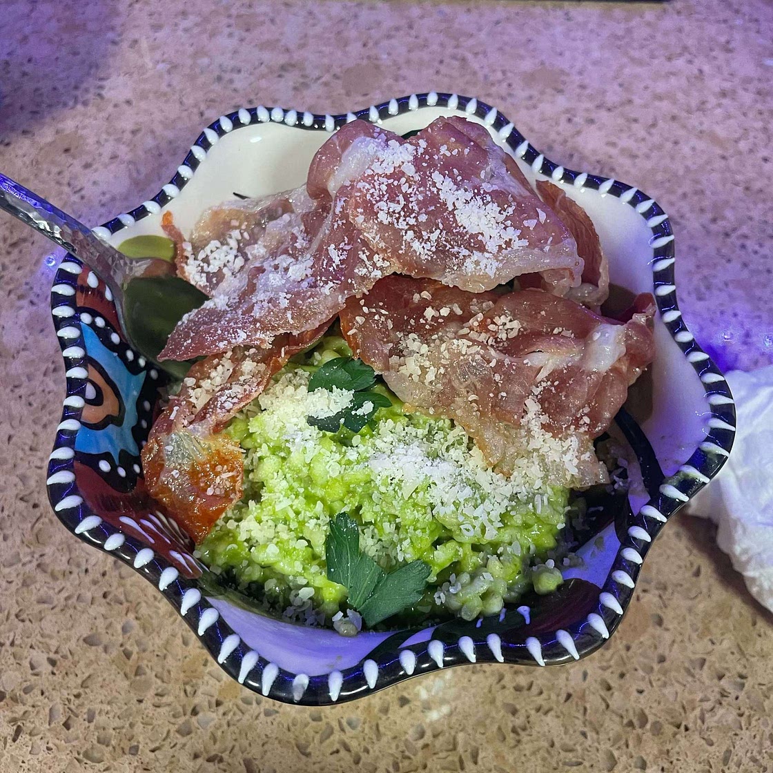 Green spinach & lemon risotto with crispy prosciutto