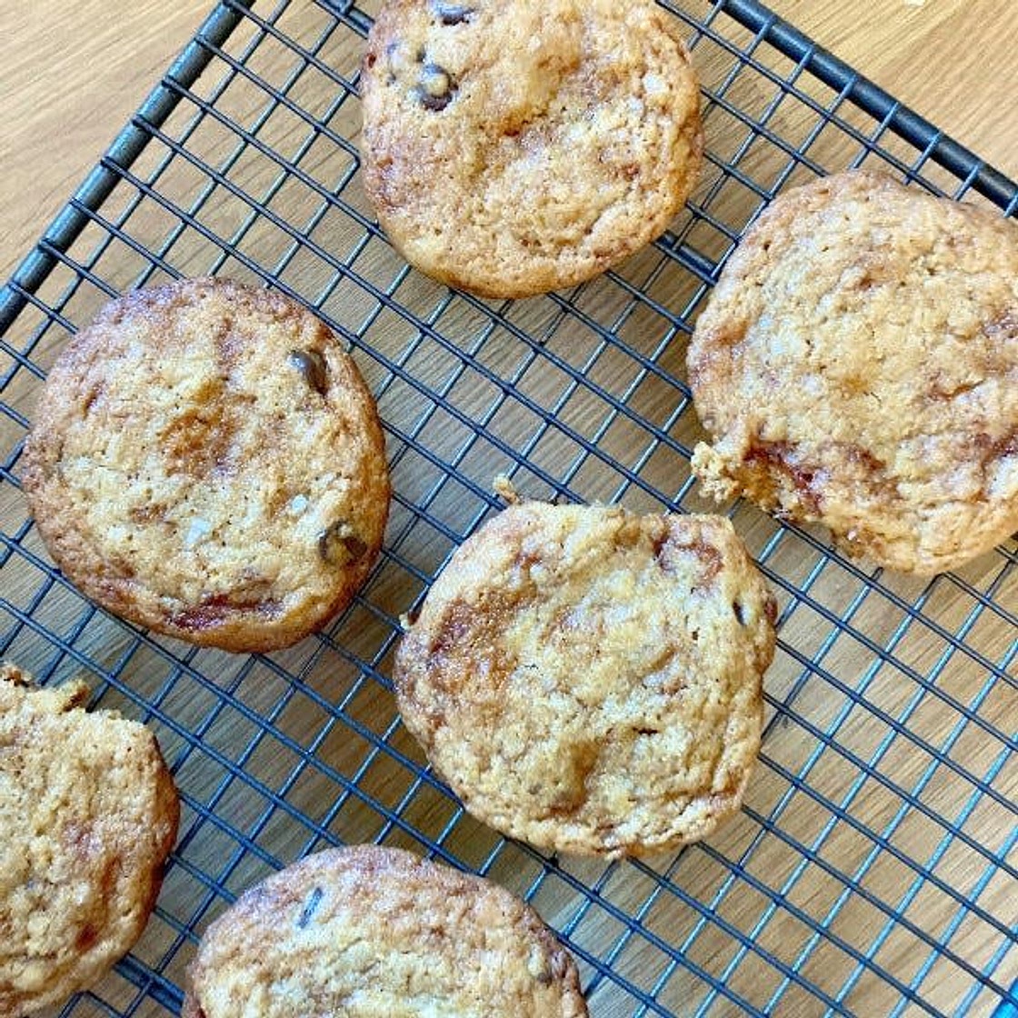 Brown butter honeycomb cookies