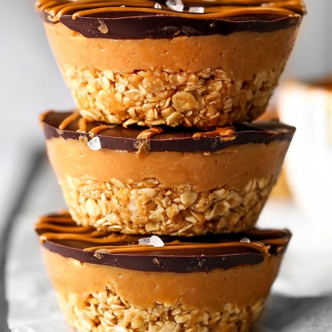 peanut butter chocolate oat cups
