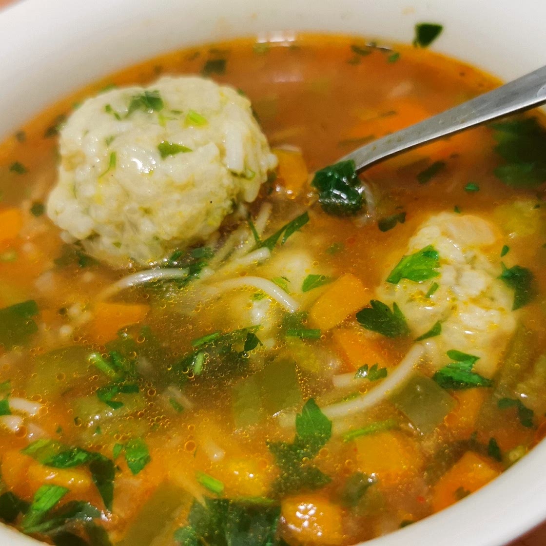 Vegetarian soup with rice balls