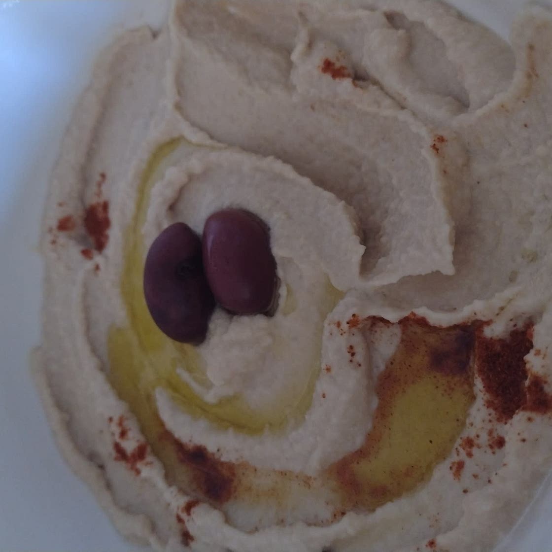 Authentic Lebanese Hummus Recipe