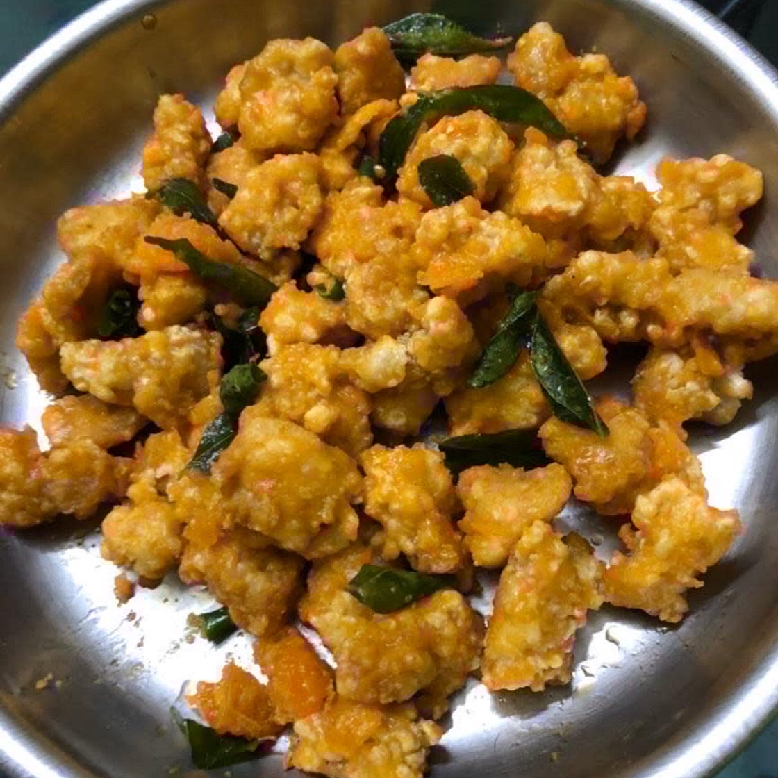 Salted Egg Yolk Chicken 