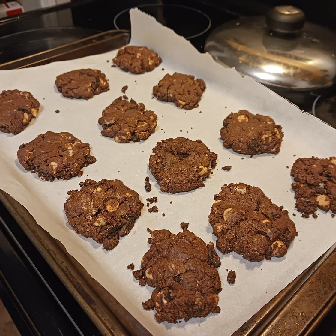 Peanut Butter Oreo Cookies (Parent Trap Cookies)