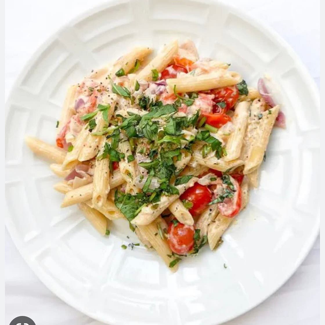 Tomato Spinach Cheesy Pasta