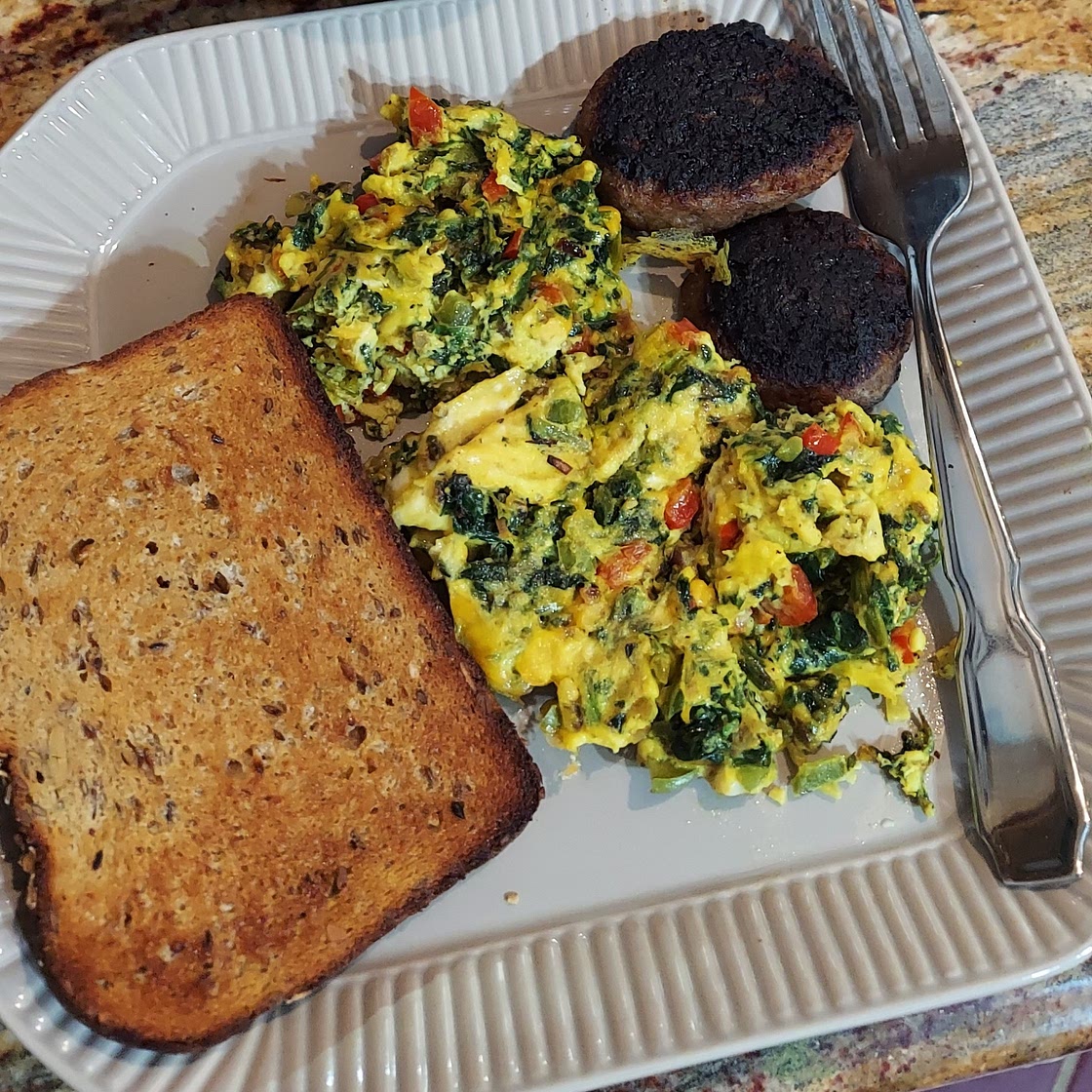 Turmeric Veggie Scramble Eggs