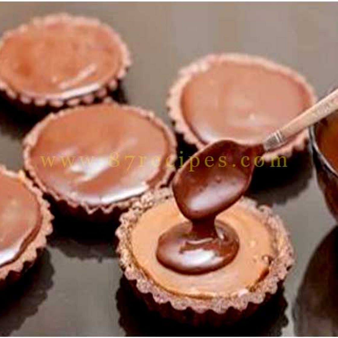 Simple and Delicious Chocolate Salted Caramel Tarts