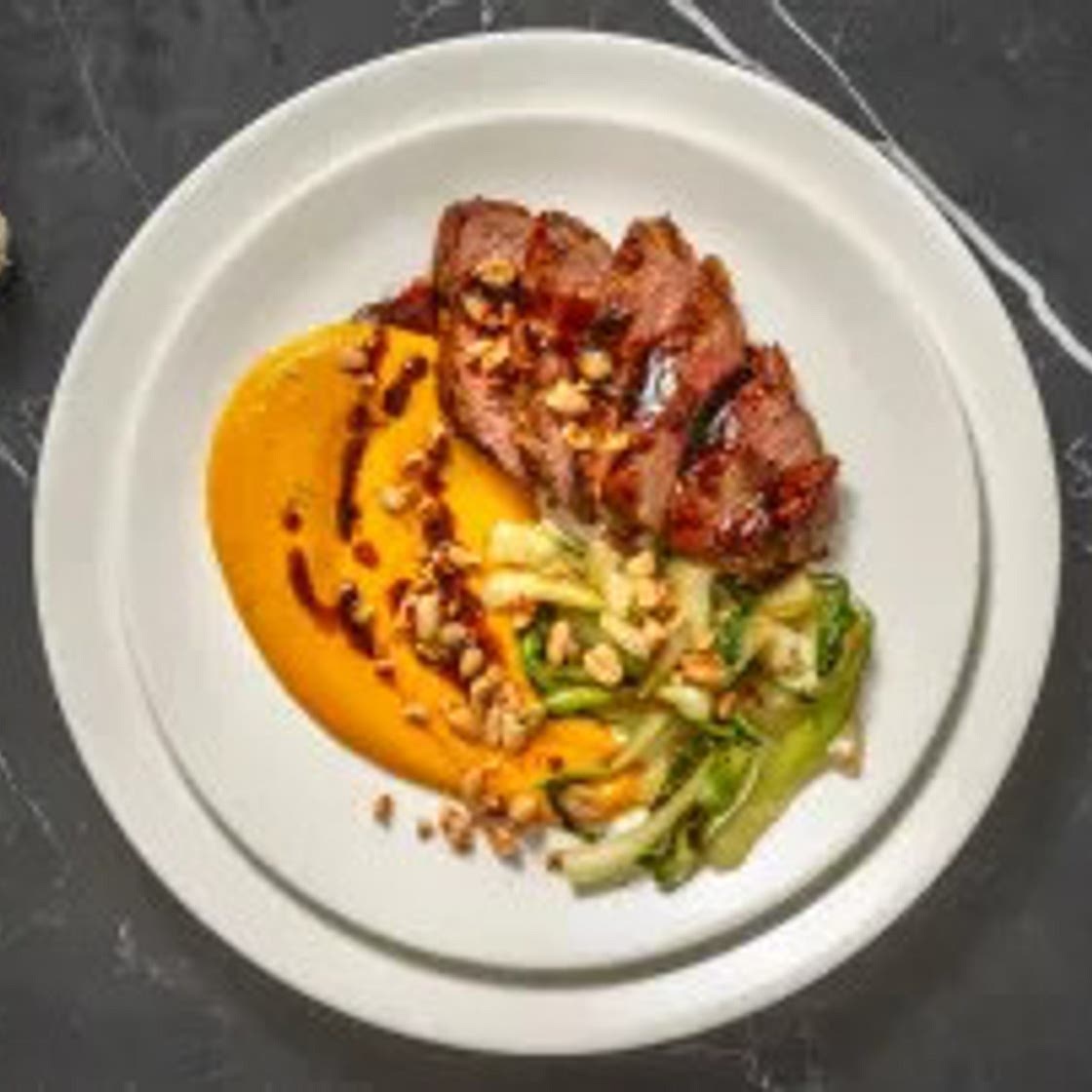 Pavé de bœuf, pak choï & réduction soja