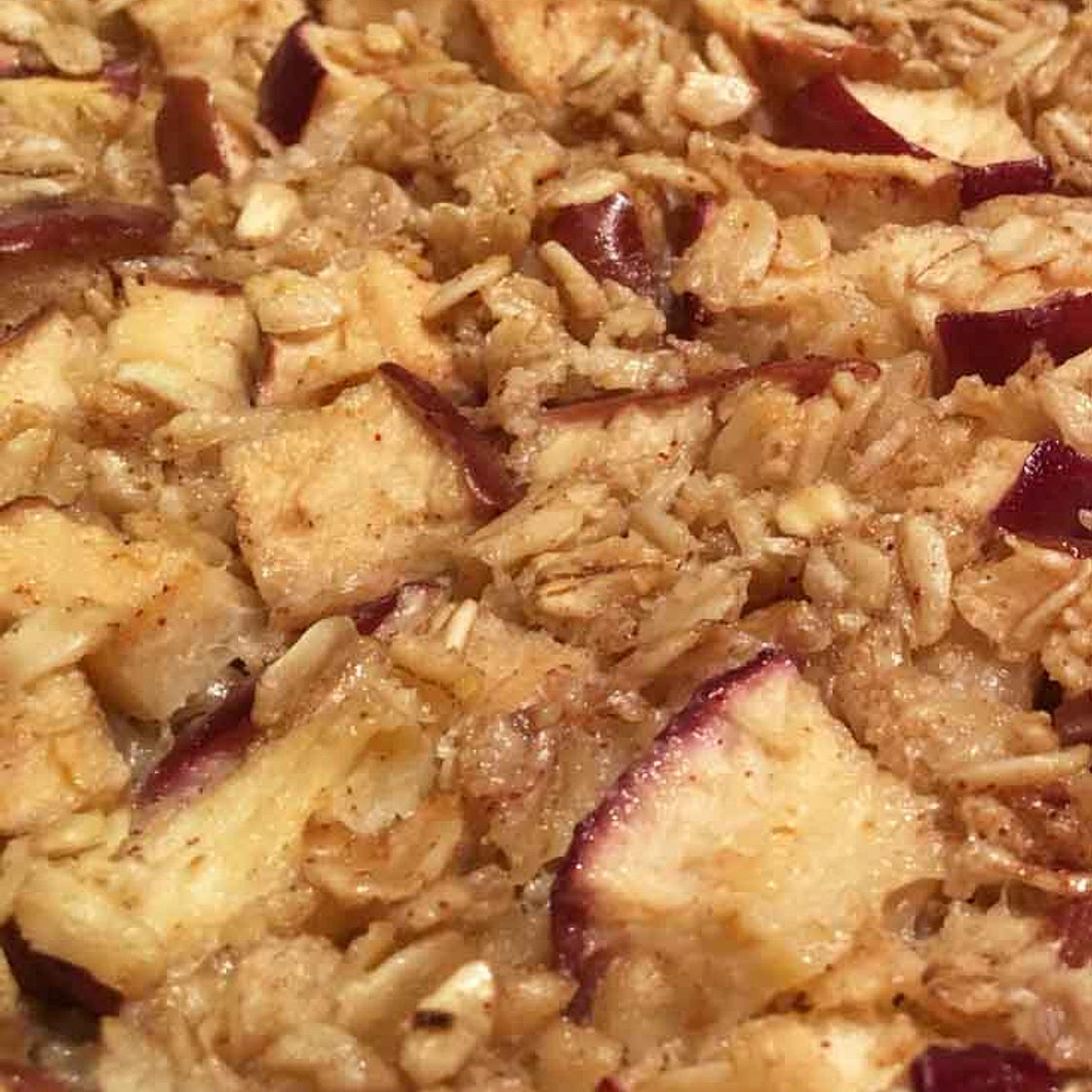 Baked Apple Oatmeal