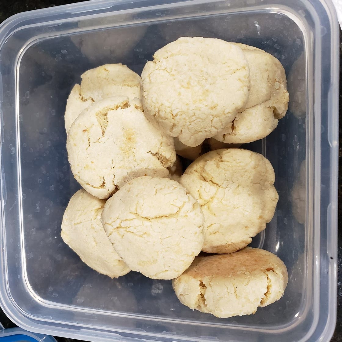 Vegan Sugar Cookies (Soft & Chewy!)