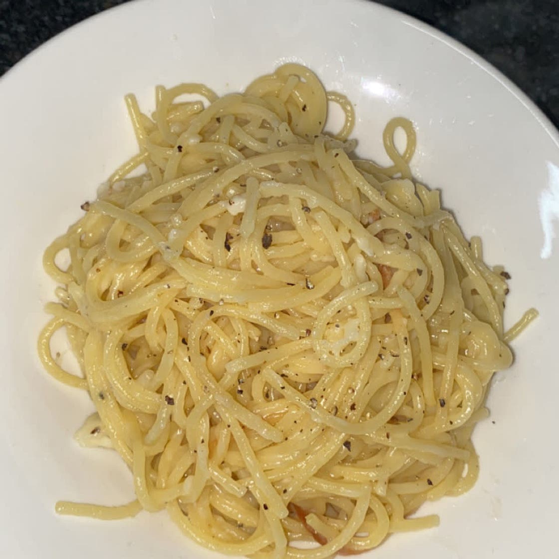 SPAGHETTI CACIO E PEPE