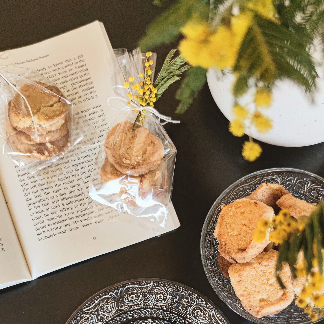 Citrusy lemon cookies 🍋 (glutten & sugar free)