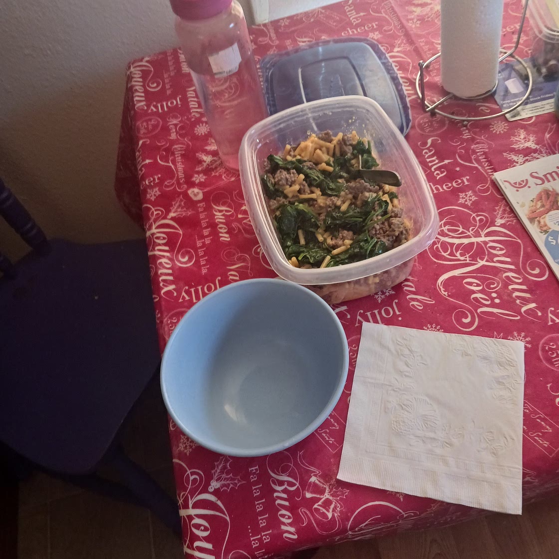 Mac and cheese with hamburger and spinach