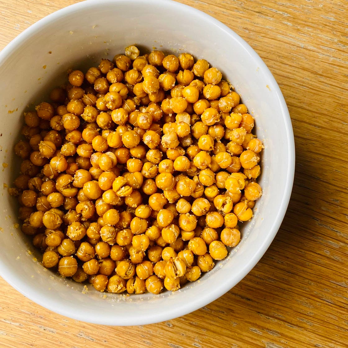 Crispy Air Fryer Chickpeas