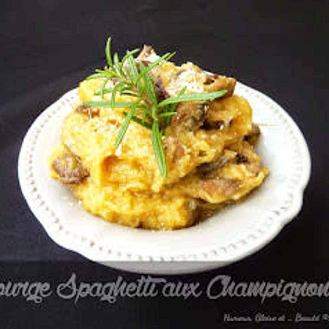 Courge spaghetti champignons