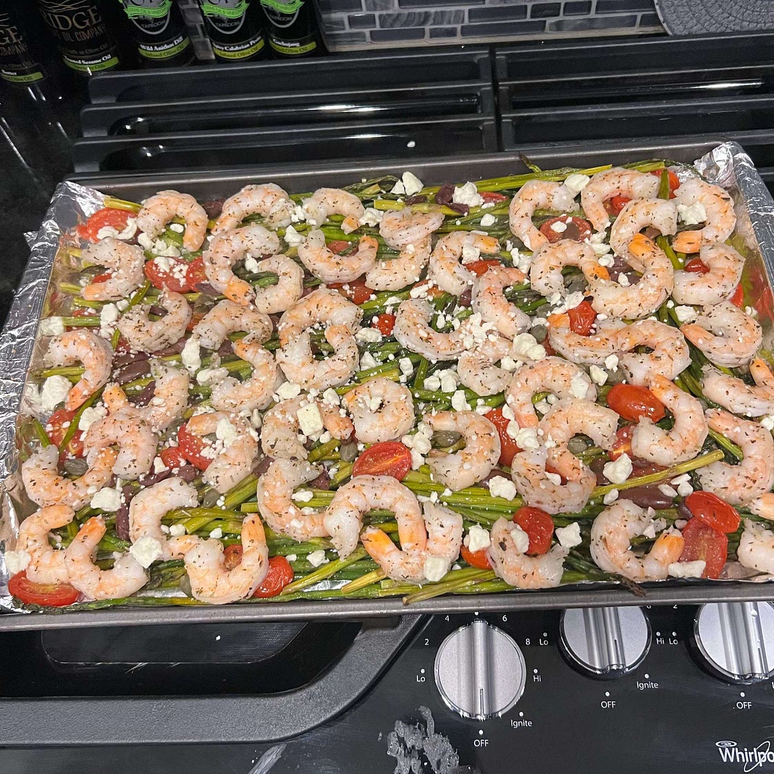 Sheet-Pan Greek Shrimp with Asparagus, Tomatoes and Olives Recipe
