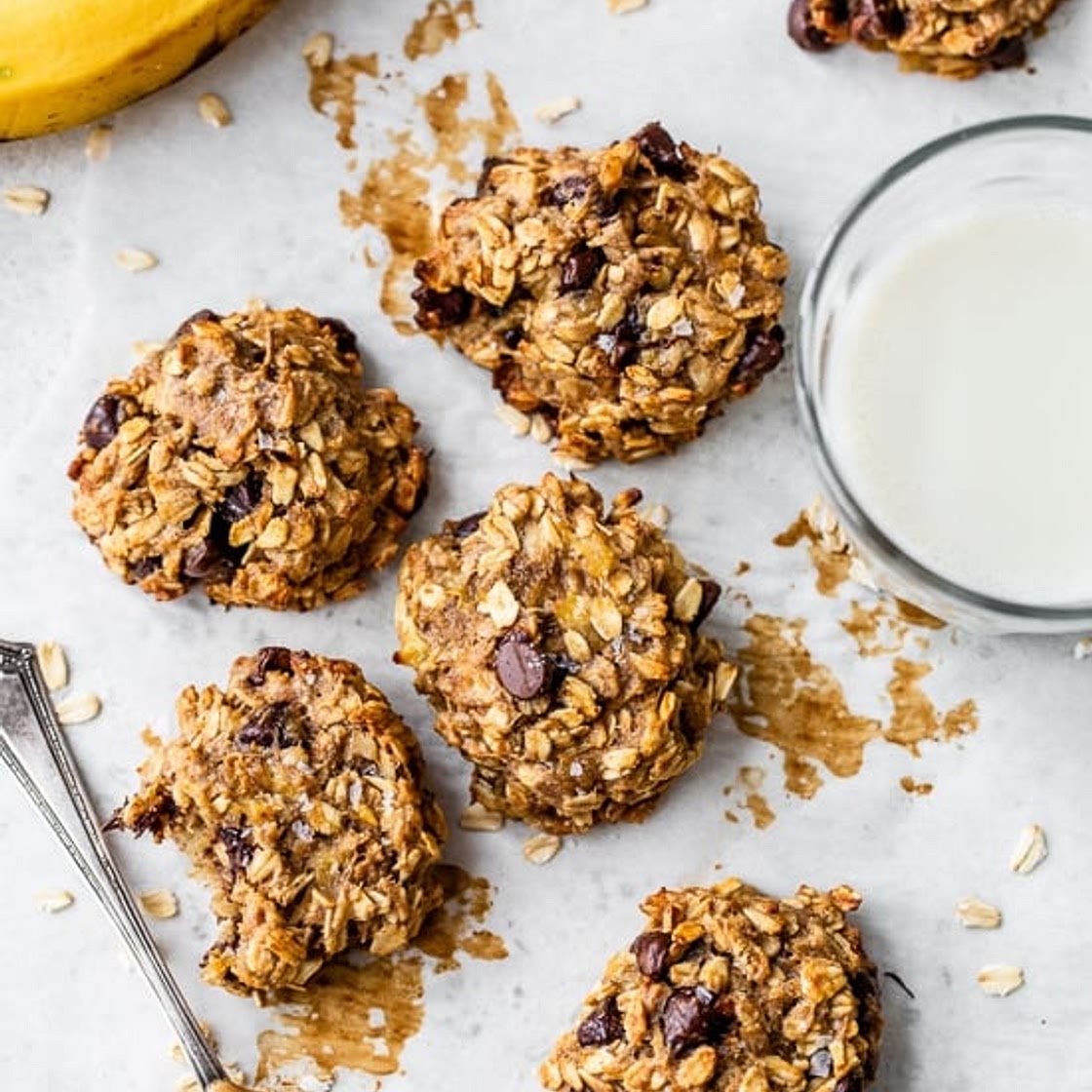 Peanut Butter Banana Oat Protein Cookies