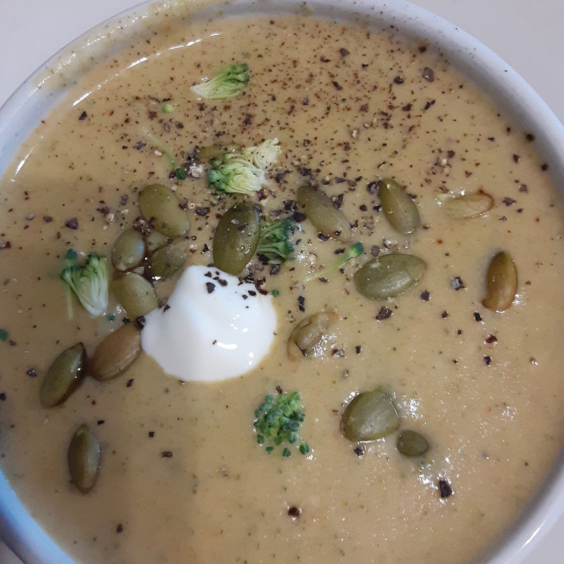 Cheesy Broccoli (and Cauliflower, if you like) Soup