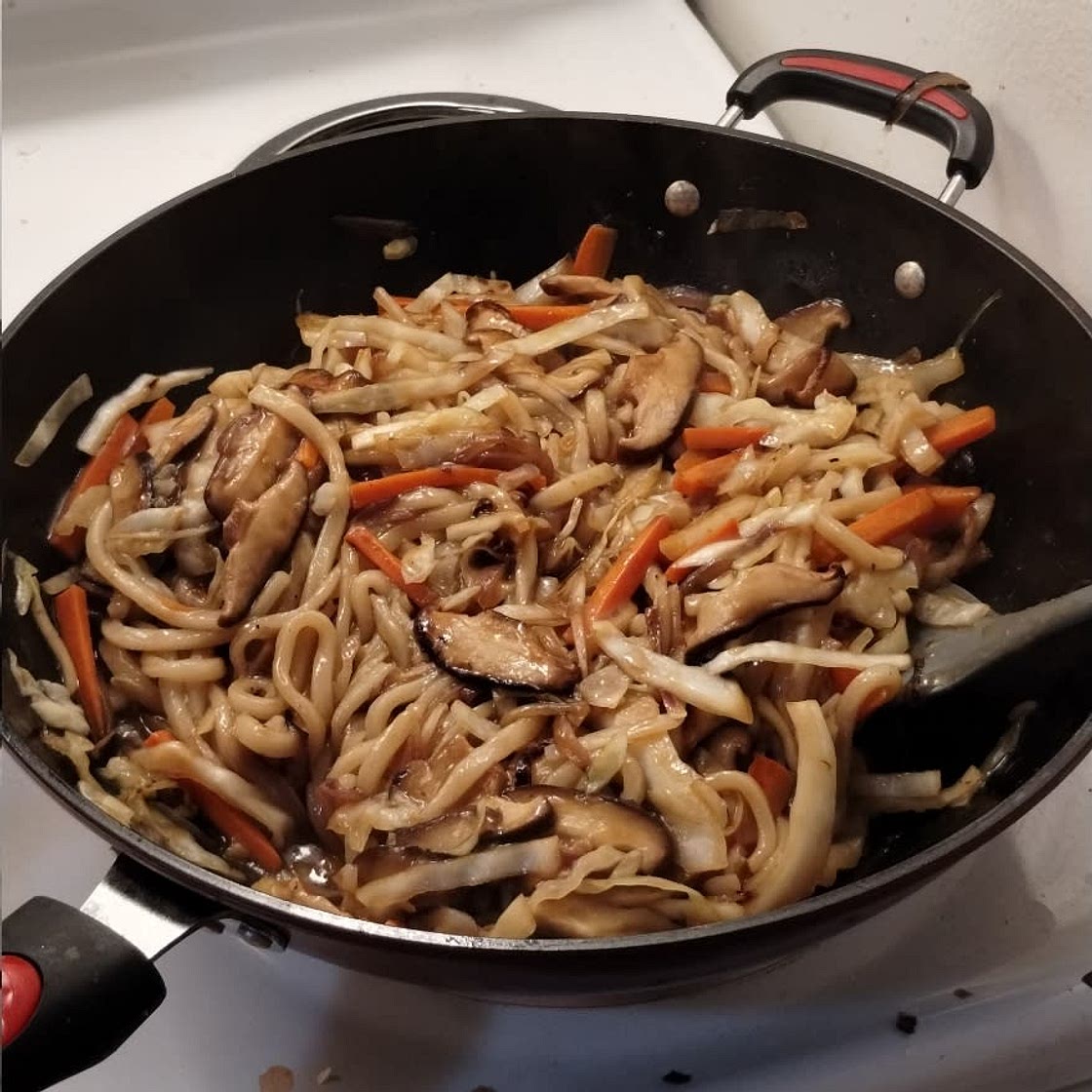 Yaki Udon - Fried Udon - Tiffy Cooks