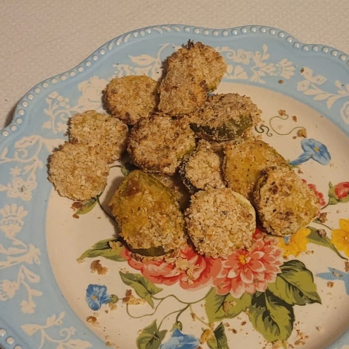 Vegan Air Fryer Fried Pickles
