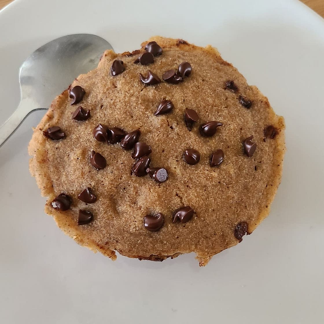 Low calorie banana bread for one