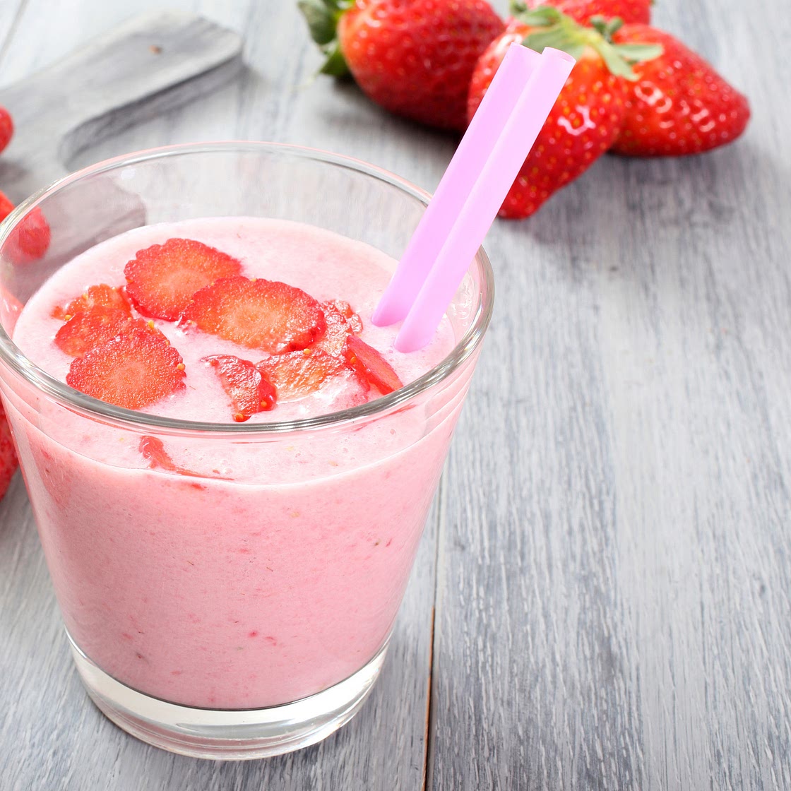 Strawberry Cheesecake Protein Smoothie
