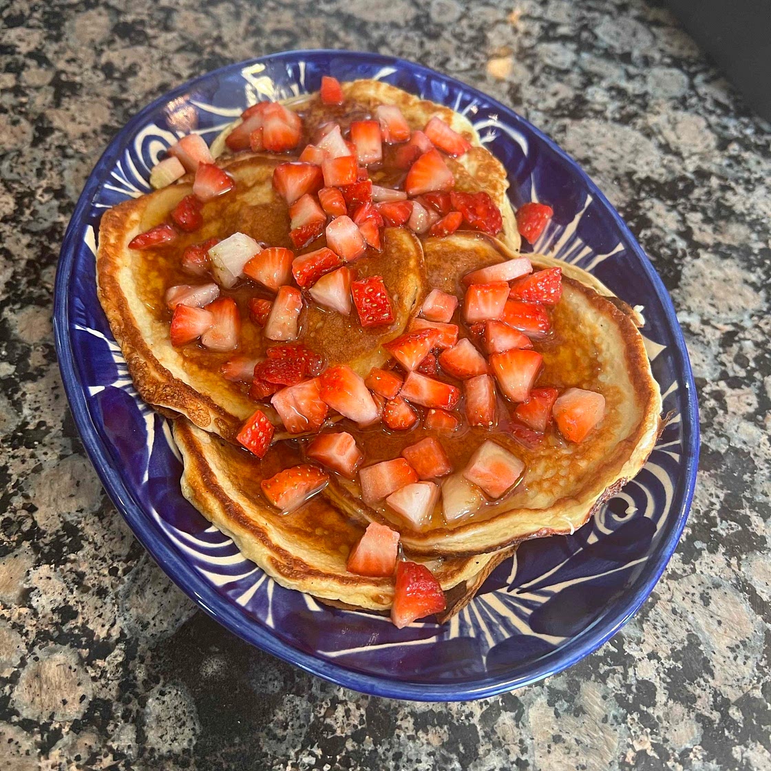 PROTEIN BLENDER PANCAKES 