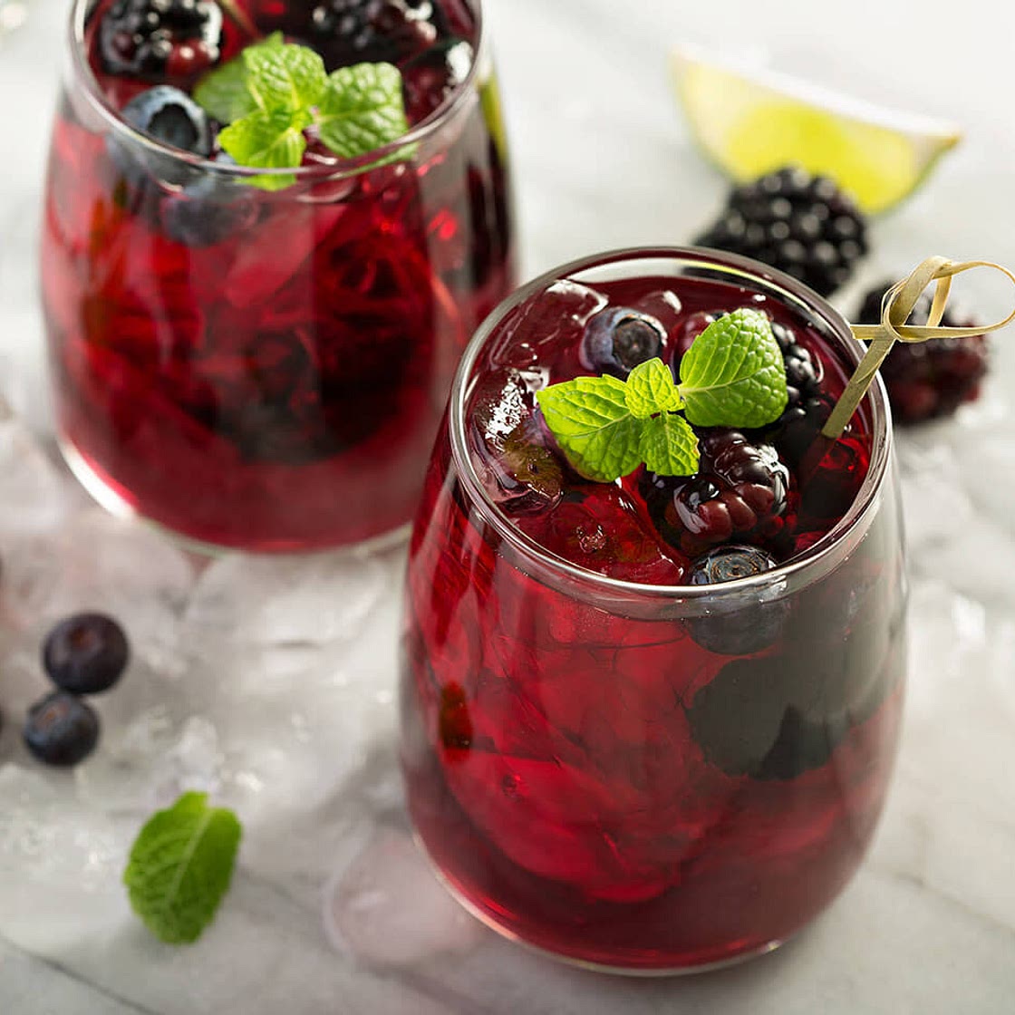 Red fruit sangria