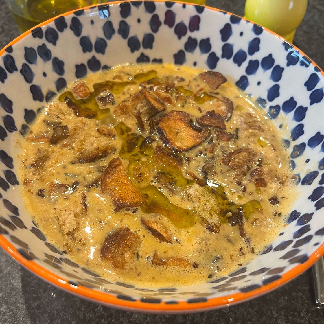 José Pizarro’s recipe for roast garlic and almond soup with jerusalem artichoke and mushroom migas
