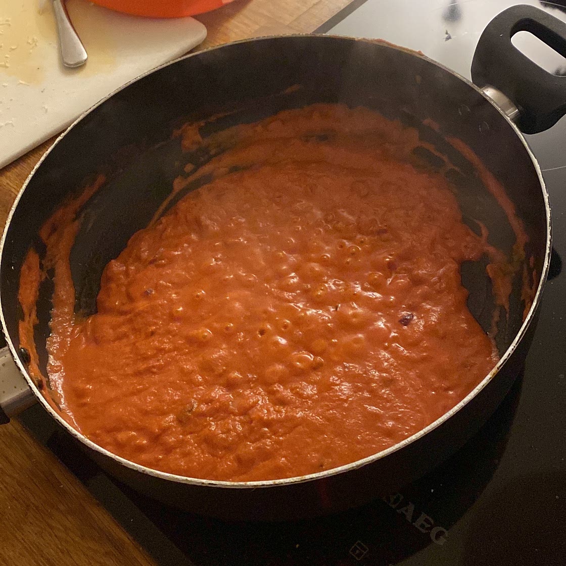 Pasta with Tomato Cream Sauce