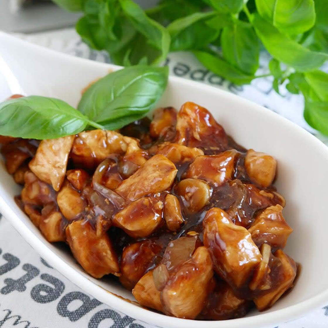 Kurczak w sosie miodowo-czosnkowym