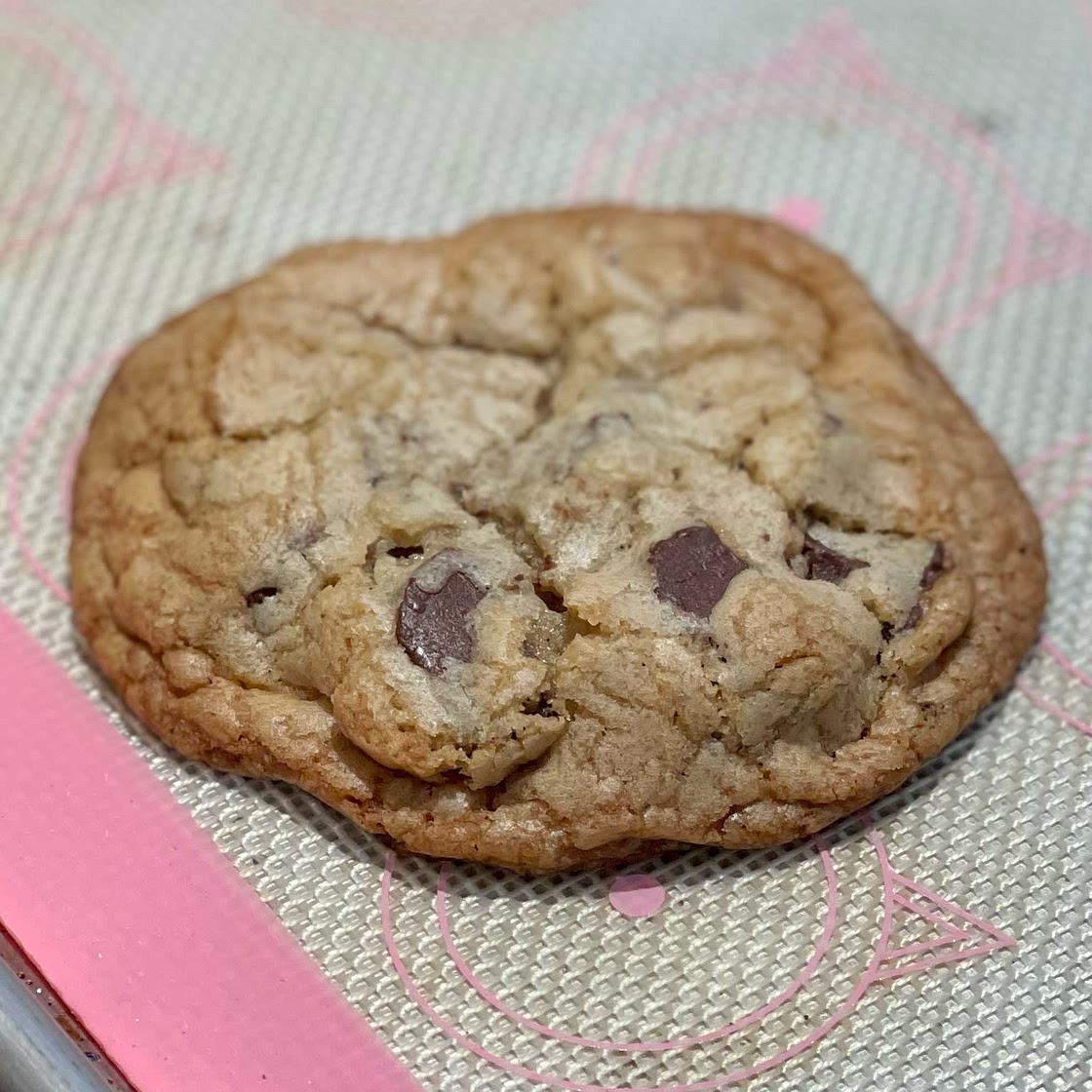 Best Big, Fat, Chewy Chocolate Chip Cookie
